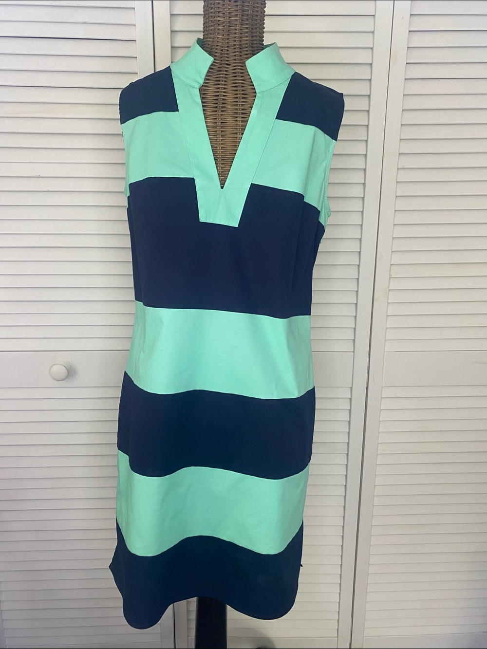 Sail to Sable Mint & Navy Colorblock Shift